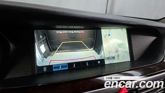 Genesis EQ900 Prestige, 2016 15