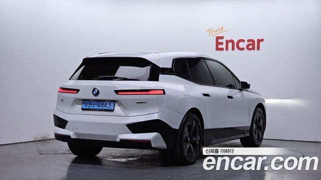 BMW iX xDrive50 Sport Special Edition, 2025 2