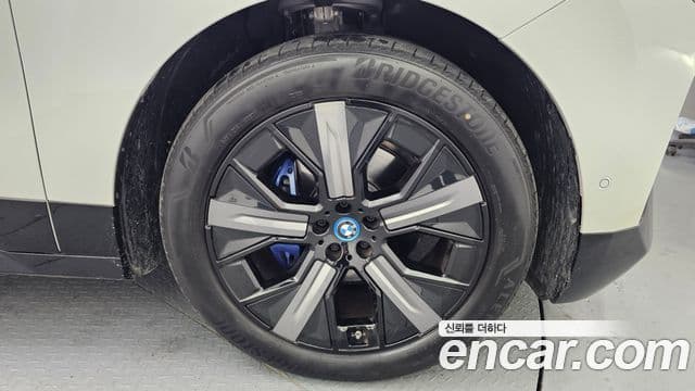 BMW iX xDrive50 Sport Special Edition, 2025 все фото