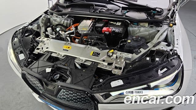 BMW iX xDrive50 Sport Special Edition, 2025 6