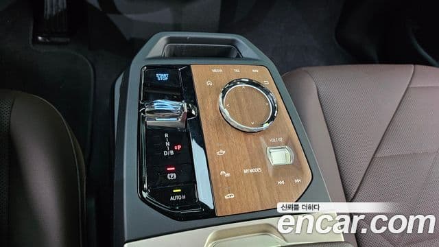 BMW iX xDrive50 Sport Special Edition, 2025 9