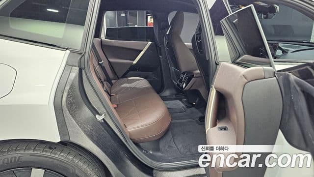 BMW iX xDrive50 Sport Special Edition, 2025 12