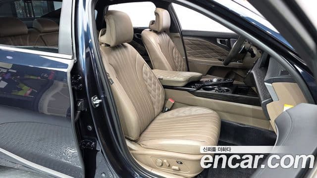 Kia K8 гибрид Signature, 2022 10