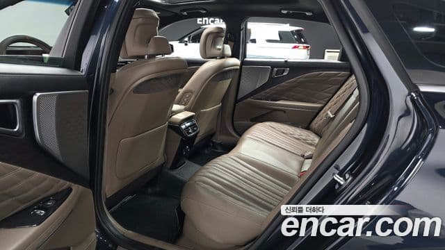 Kia K8 гибрид Signature, 2022 12