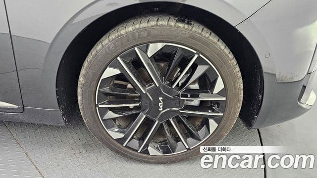 Kia The / новый New K8 гибрид Signature, 2025 все фото