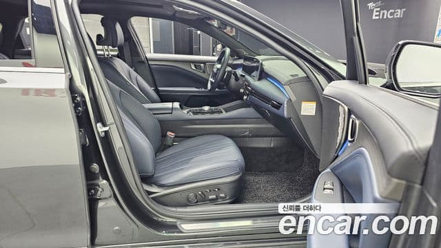 Kia The / новый New K8 гибрид Signature, 2025 11