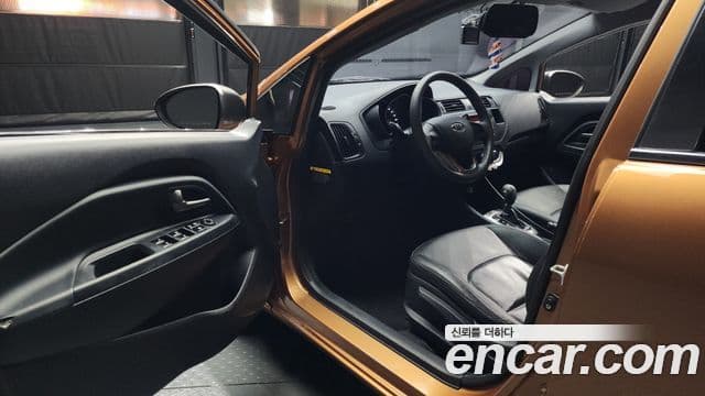 Kia All New Pride Smart, 2012 10