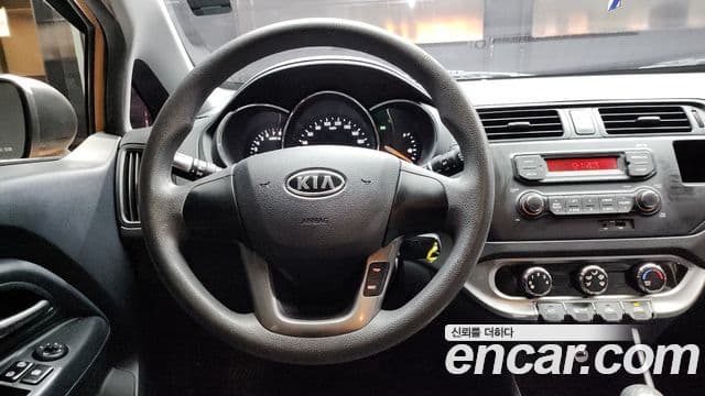 Kia All New Pride Smart, 2012 13