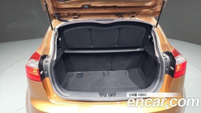 Kia All New Pride Smart, 2012 20