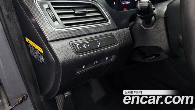 Hyundai LF Sonata 2.0 Care Plus, 2017 19