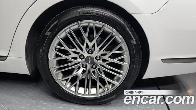 Genesis G90 Prestige, 2021 все фото