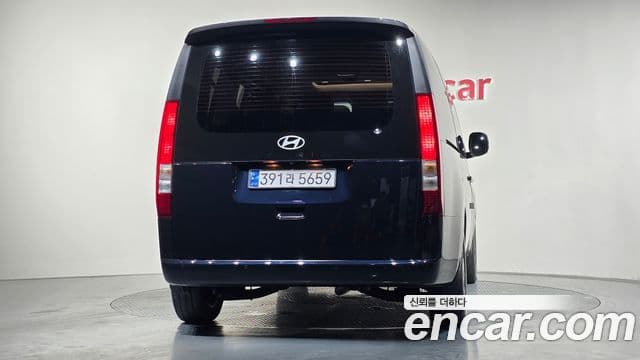 Hyundai Staria Modern, 2025 4