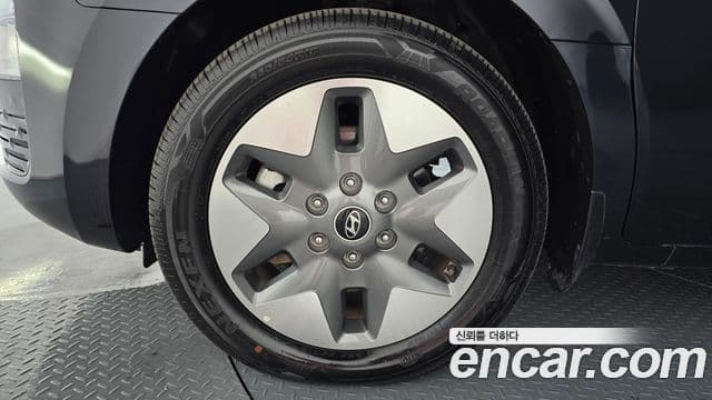 Hyundai Staria Modern, 2025 все фото