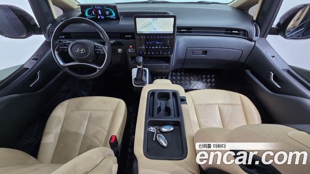 Hyundai Staria Modern, 2025 7