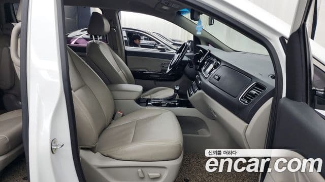 Kia The / новый New Carnival Prestige, 2019 11