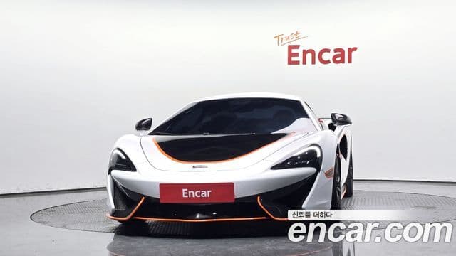 맥라렌 570S 3.8 купе, 2017 3