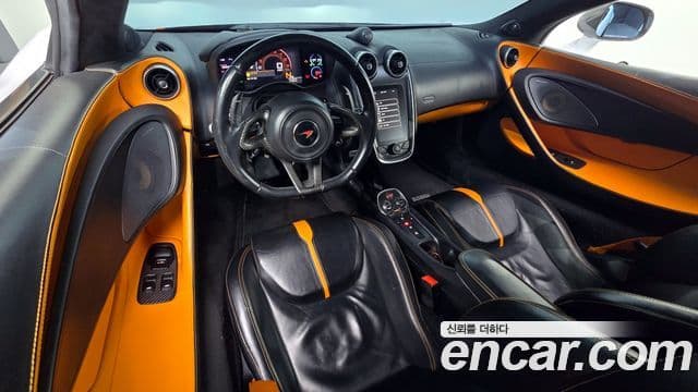 맥라렌 570S 3.8 купе, 2017 7