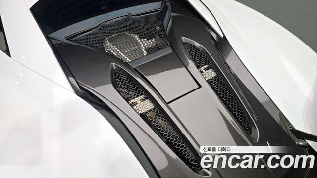 맥라렌 570S 3.8 купе, 2017 20