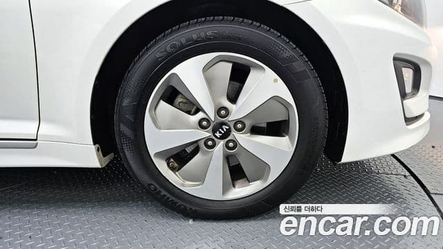 Kia K5 гибрид Prestige, 2015 все фото