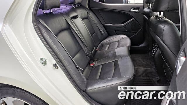 Kia K5 гибрид Prestige, 2015 12