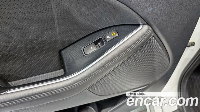 Kia K5 гибрид Prestige, 2015 19