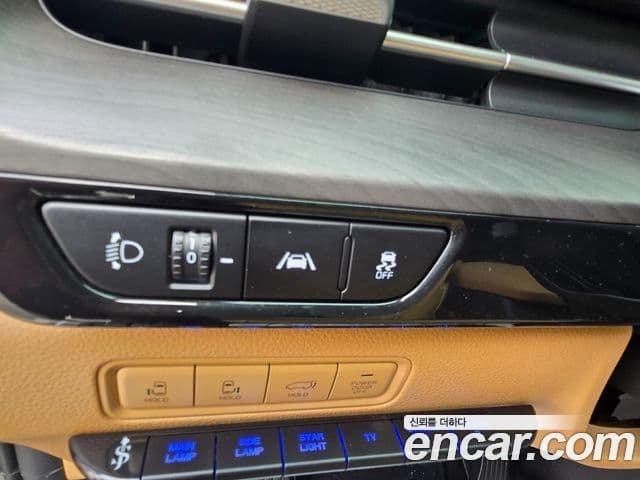 Kia Carnival 4세대 бензин 7인승 High Limousine(компания по спецнадстройкам), 2023 12