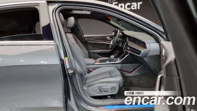 Audi A6 (C8) Premium, 2023 10