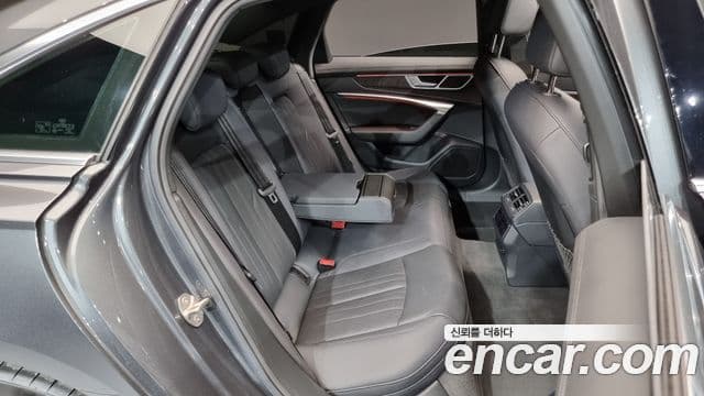 Audi A6 (C8) Premium, 2023 12