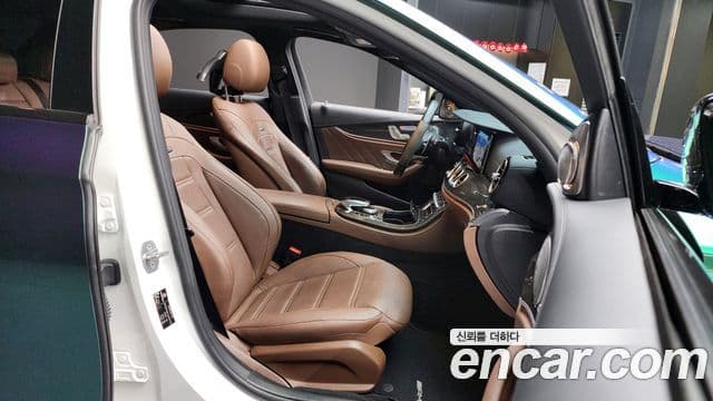 Mercedes-Benz E-класс W213 E63 AMG 4MATIC+, 2018 11