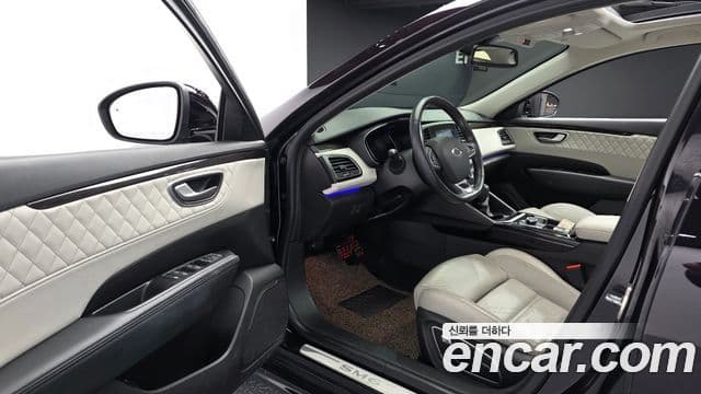 Renault Korea(Samsung) SM6 2.0 LPe RE (для людей с инвалидностью), 2019 11