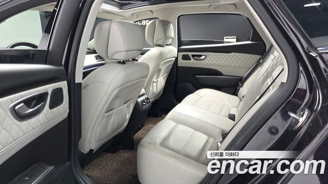 Renault Korea(Samsung) SM6 2.0 LPe RE (для людей с инвалидностью), 2019 12