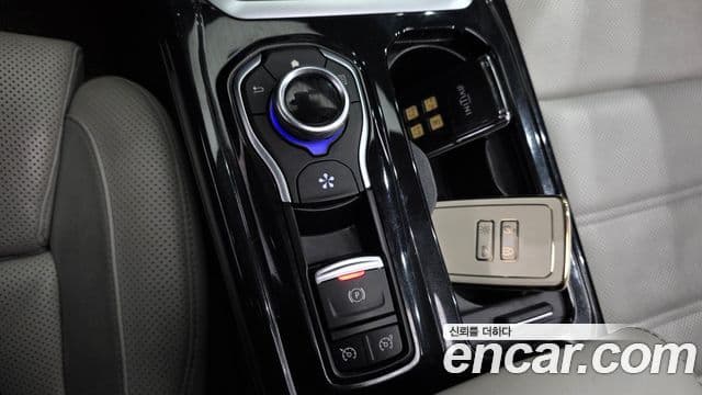 Renault Korea(Samsung) SM6 2.0 LPe RE (для людей с инвалидностью), 2019 16