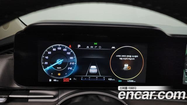 Kia Carnival 4세대 Signature, 2023 8