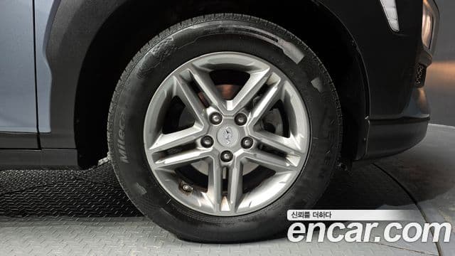 Hyundai Kona Modern, 2018 все фото