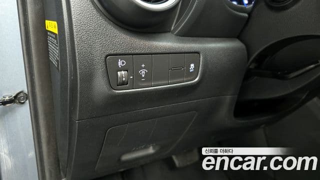 Hyundai Kona Modern, 2018 17