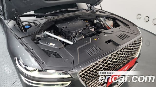 Genesis GV70, 2022 6