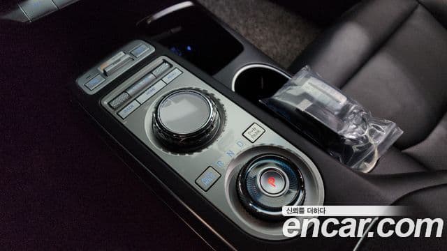 Genesis GV70, 2022 9