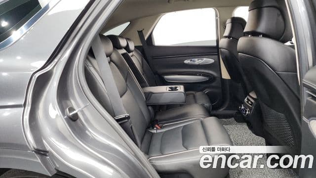 Genesis GV70, 2022 12