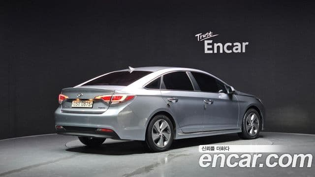 Hyundai LF Sonata гибрид Premium, 2017 2