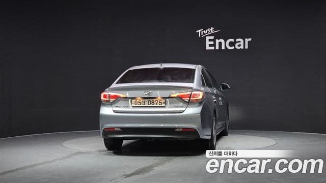 Hyundai LF Sonata гибрид Premium, 2017 4