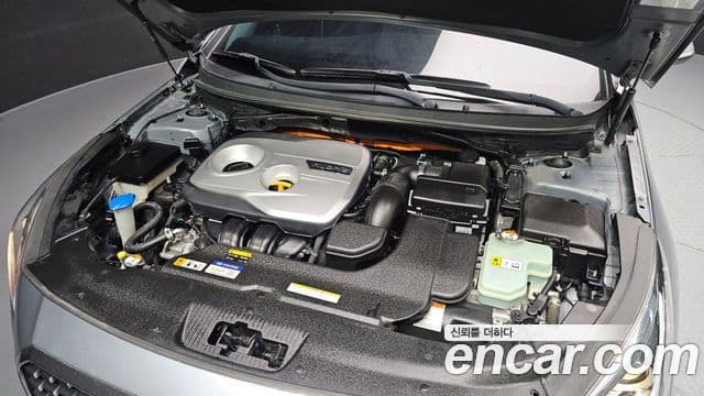 Hyundai LF Sonata гибрид Premium, 2017 6