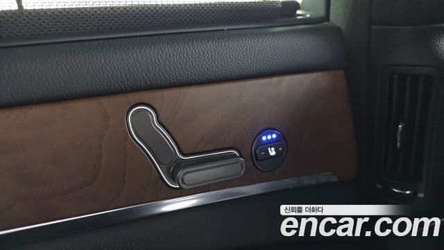 KG모빌리티(SsangYong) 뉴체어맨 W VVIP, 2012 17