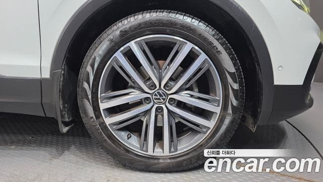 Volkswagen Tiguan 2세대 Prestige, 2022 все фото