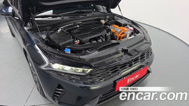 Kia K5 гибрид 3세대 Signature, 2022 6