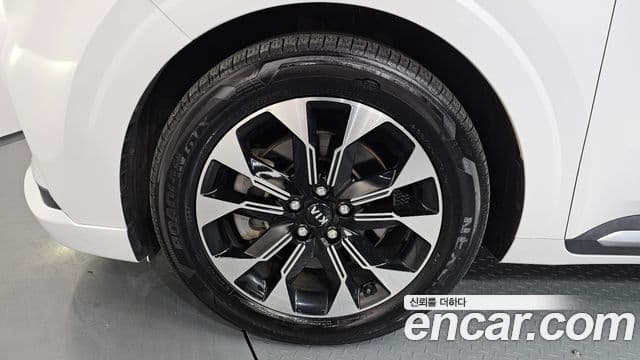 Kia Carnival 4세대 Signature, 2021 все фото