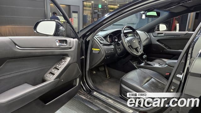 Kia K7 Premium, 2010 11