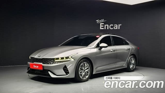 Kia K5 гибрид 3세대 Signature, 2020 1
