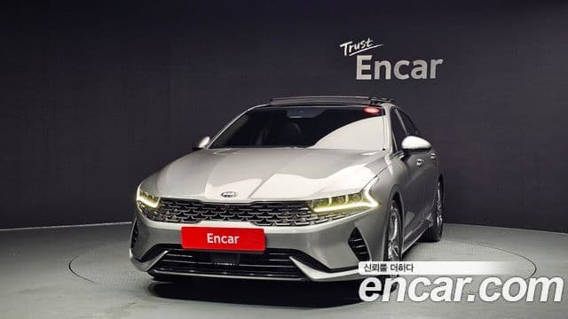 Kia K5 гибрид 3세대 Signature, 2020 3