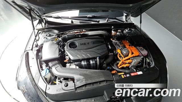 Kia K5 гибрид 3세대 Signature, 2020 6