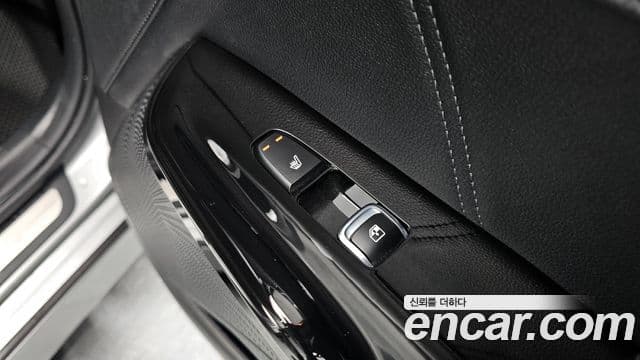 Kia K5 гибрид 3세대 Signature, 2020 20